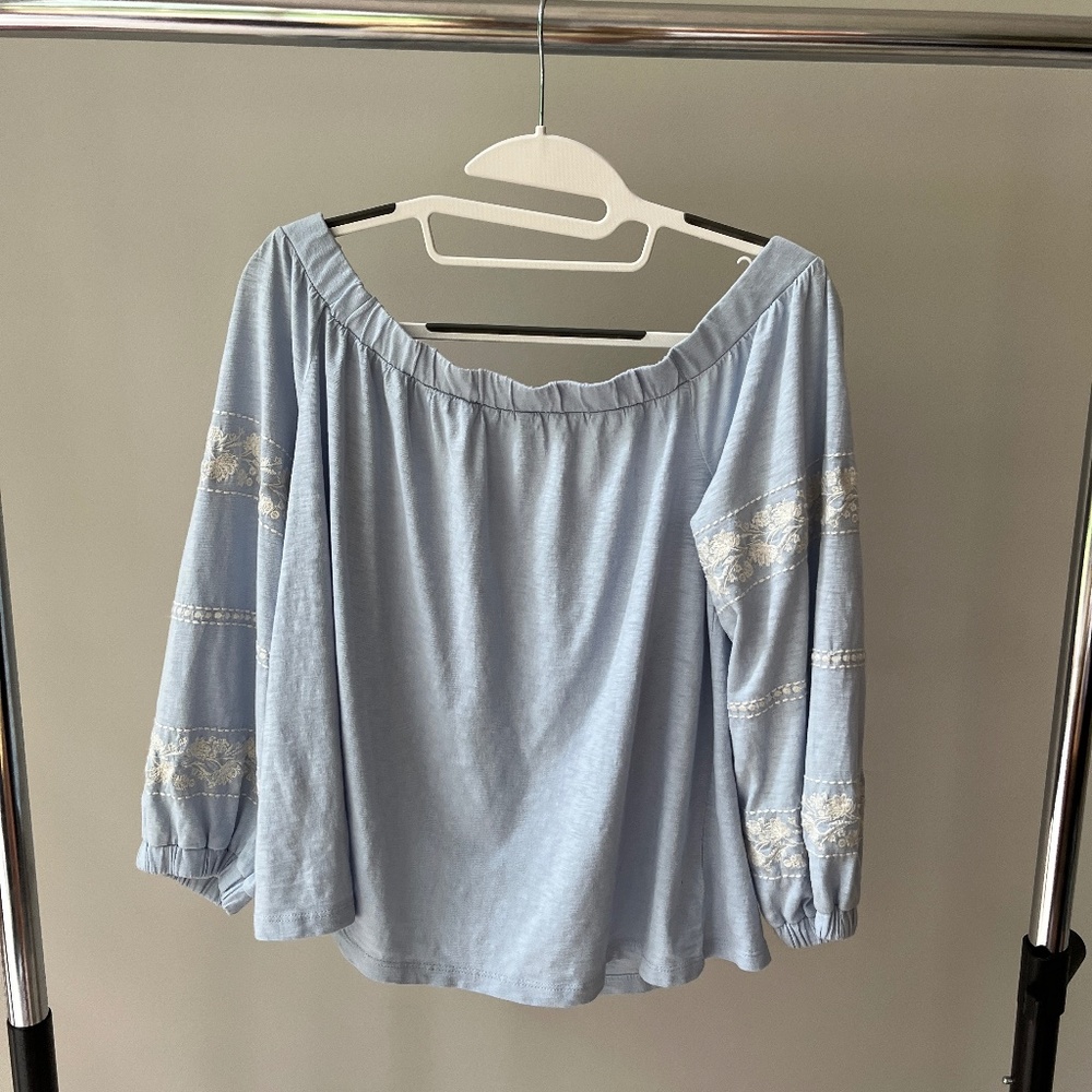 AE off the shoulder top